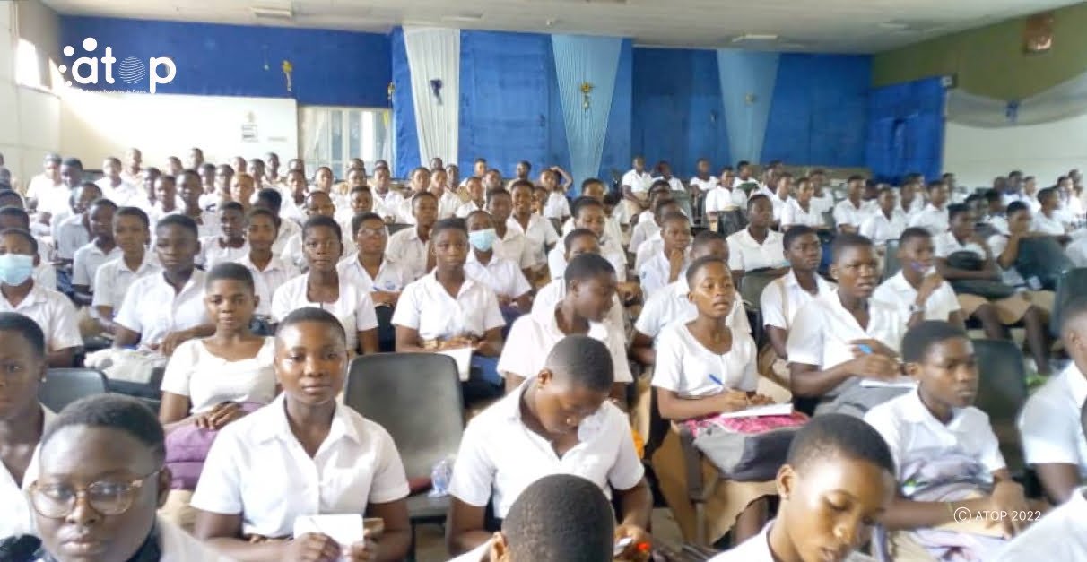 Atop.tg La campagne grossesse en milieu scolaire ca doit cesser lancee dans le grand Lome