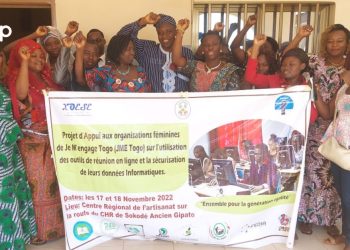 Maîtrise des outils de réunion en ligne : treize femmes leaders en formation à Sokodé