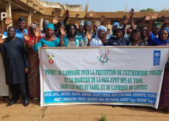 Prévention de l’extrémisme violent et maintien de la paix : une table ronde sur les bienfaits du dialogue civilo-militaire à Sokodé