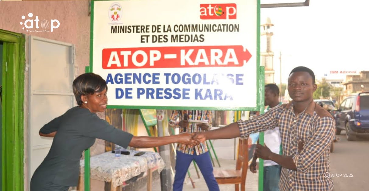 Atop.tg Remise provisoire des plaques directionnelles a certaines structures etatiques et confessionnelles