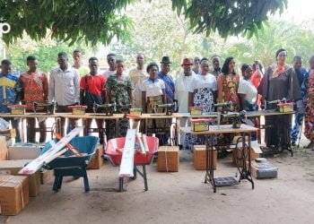 Kpélé/ Insertion professionnelle :  des jeunes en fin d’apprentissage beneficient de kits de travail