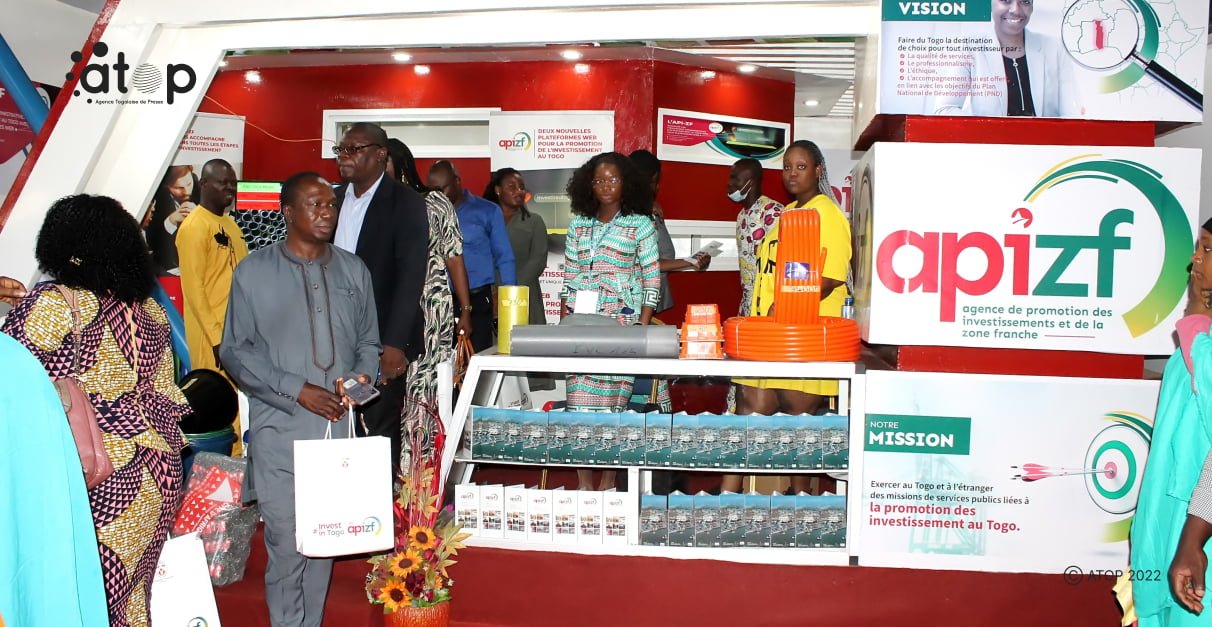 17e Foire internationale de Lomé : l’agence de promotion des investissements et de la zone franche a célébré sa journée 1 Atop.tg lagence de promotion des investissements et de la zone franche a celebre sa journee 2