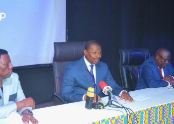 Aménagement urbain : le ministre Tsolenyanu lance deux projets d’assainissement de la ville de Lomé