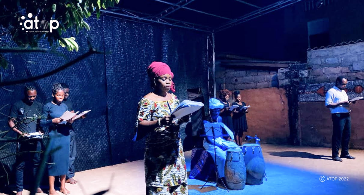 Atop.tg une soiree de lecture spectacle organisee