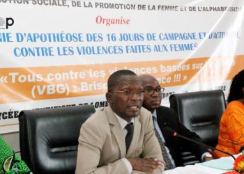 Violences faites aux femmes : les 16 jours de campagne et d’activisme célébrés avec les femmes