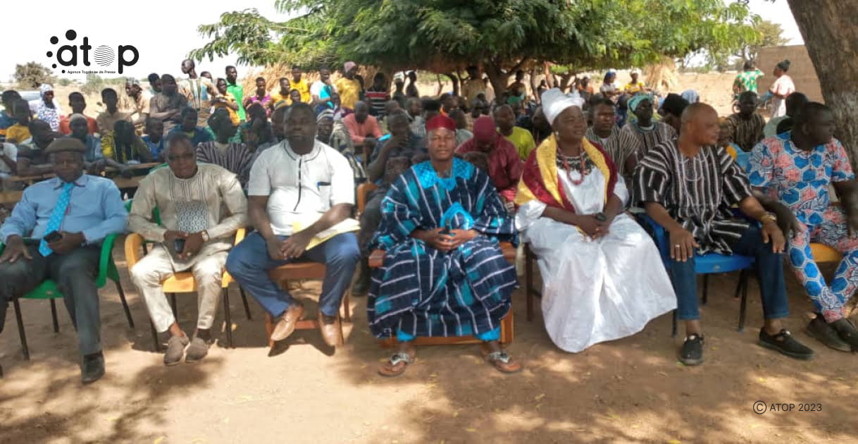 Atop.tg Le chef de canton de sam naba fait le bilan dun an regne