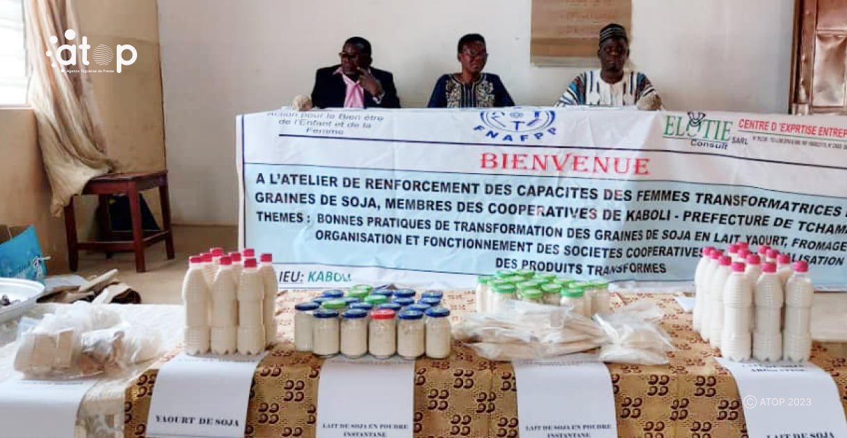 Atop.tg des femmes transformatrices de soja renforcent leurs capacites a Kaboli