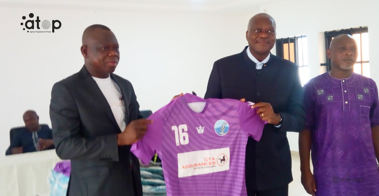 Atop.tg du materiel sportif a AS Gbohloe Su