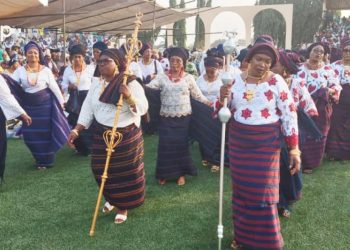 Tchaoudjo/fête traditionnelle Adossa-Gadao : la danse féminine « Kosso » exécutée à Sokodé