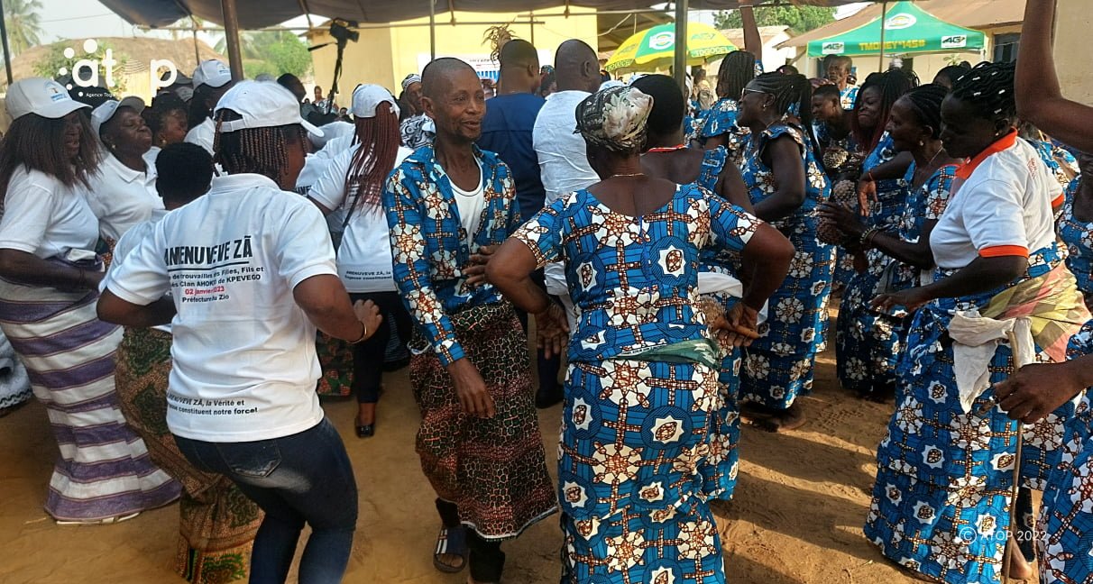 Zio : le clan Ahokpo de Kpevego célèbre sa fête de retrouvailles 1 Atop.tg le clan Ahokpo de Kpevego celebre sa fete de retrouvailles