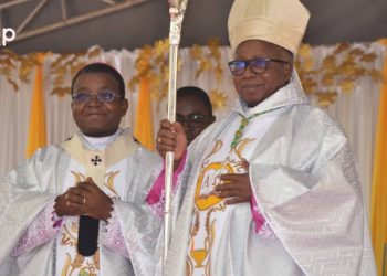 Ogou/ religion : Monseigneur Moïse Messan Touho ordonné nouvel évêque du diocèse d’Atakpamé