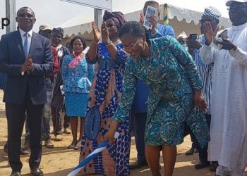 Réhabilitation de la route Sokodé-Tchamba-Kambolé-frontière-Benin : le Premier ministre a lancé les travaux