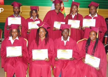 Zio/ Informatique, bureautique et comptabilité : des étudiants ont reçu leurs certificats de fin de formation