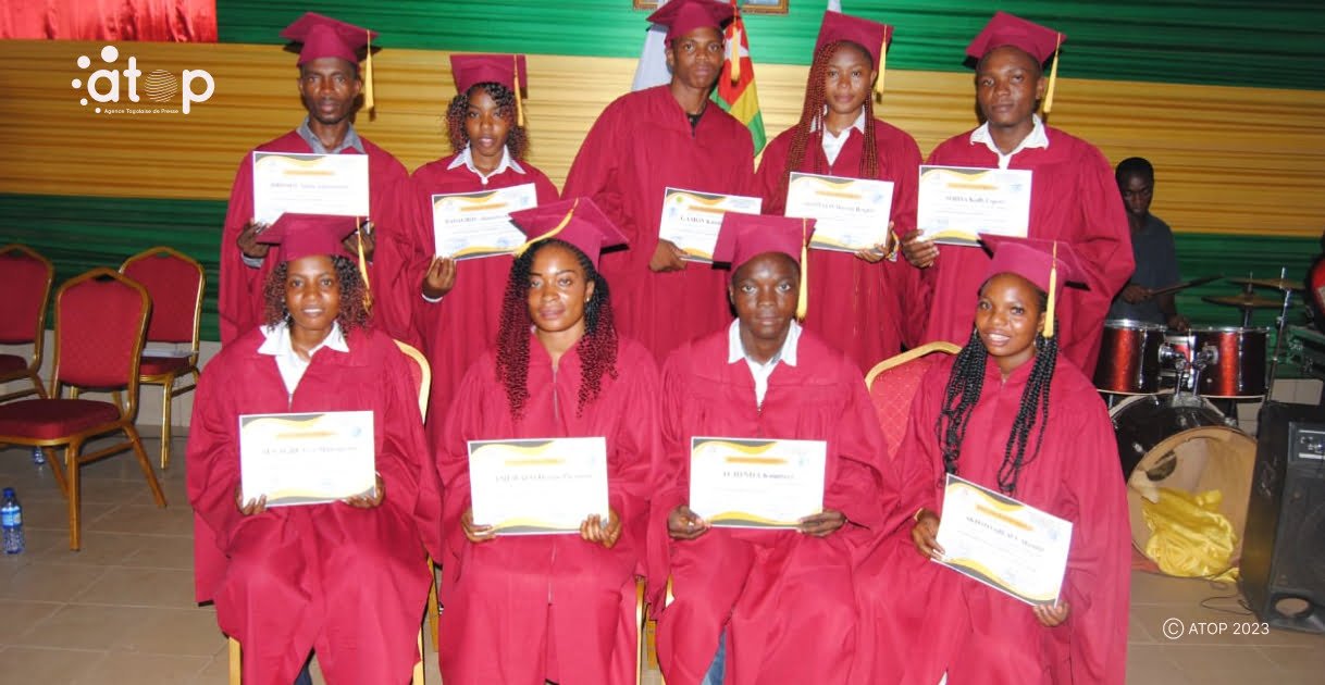 Atop.tg des etudiants ont recu leurs certificats de fin de formation