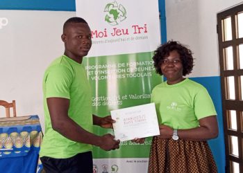 Vo/ Assainissement et AGR : six jeunes volontaires reçoivent leur attestation de fin de formation