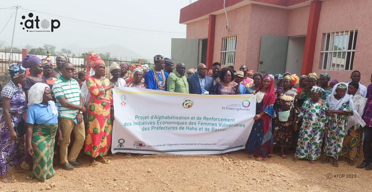 Bassar/ un projet d’alphabétisation des femmes vulnérables des préfectures de Haho et de Bassar lancé 1 Atop.tg un projet dalphabetisation des femmes vulnerables des prefectures de Haho et de Bassar lance