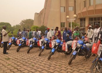 Kozah: les quinze chefs canton dotés de motos