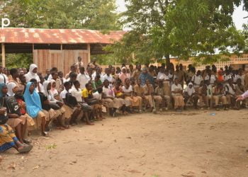Kozah : les élèves du lycée d’Awandjélo sensibilisés sur l’usage du téléphone à l’école