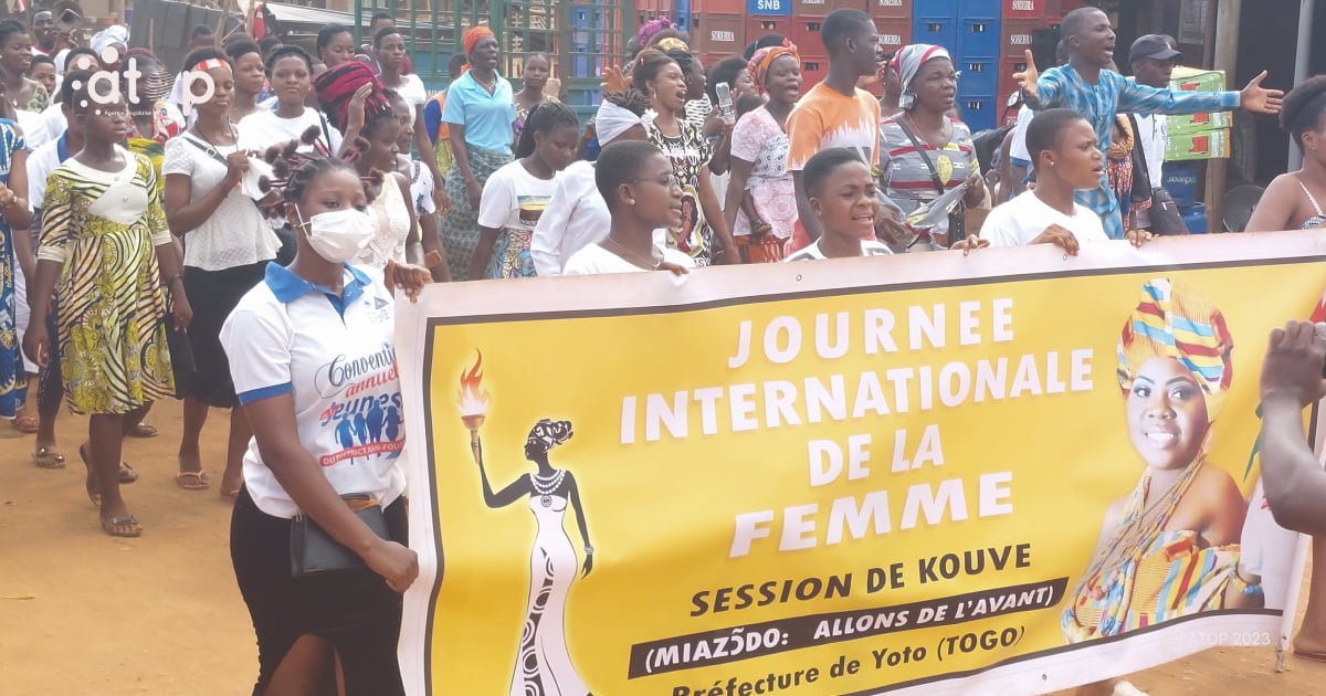 Atop.tg Plan Togo invite les femmes a lutilisation rationnelle du numerique