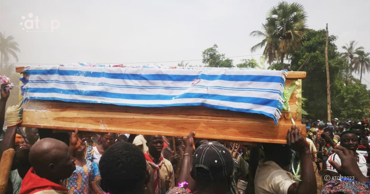 Atop.tg feu Kpassango Bahomatema chef canton dAgbande Yaka conduit a sa derniere demeure
