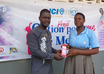 Kloto/ sexualité responsable et hygiène menstruelle : la JCI sensibilise les filles du collège protestant  Kpalimé