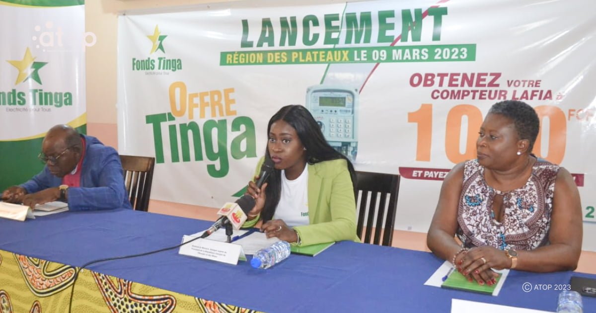 Atop.tg la ministre Mawunyo Aziable lance les operations du projet delectrification Fonds Tinga a Atakpame