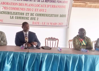 Processus d’élaboration des plans locaux d’urbanisation : le ministre Tsolenyanu a échangé avec les acteurs clés des communes Avé 2 et Zio 2