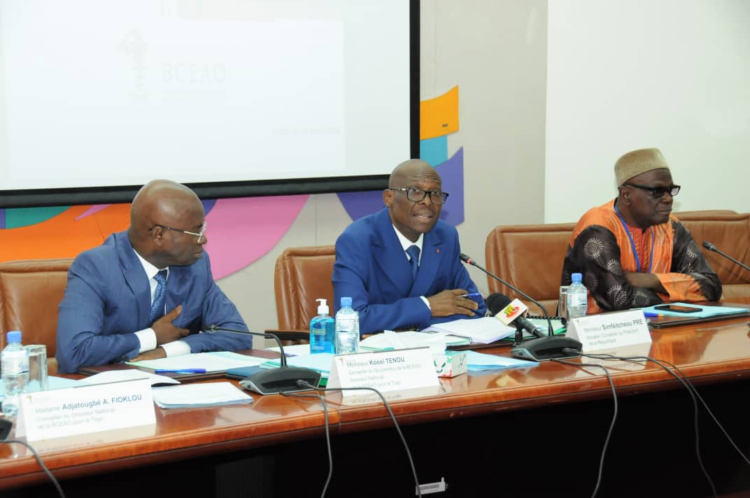 Première session ordinaire du conseil national du crédit (CNC) au titre de l’année 2023 1 M. Pre au milieu