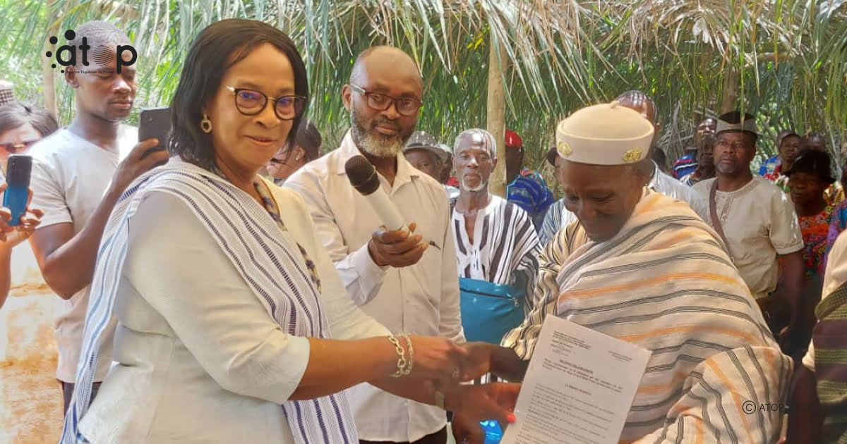 Kpélé : Dadja Bissilao Blao, chef de la communauté kabyè de Bémé Toussi Apédomé confirmé 1 atop.tg Dadja Bissilao recoit sa decision de Mme le prefet
