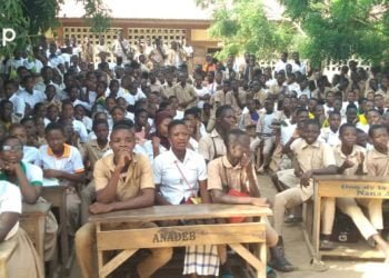 Lacs/ une causerie débat sur la scolarisation et le maintien de la jeune fille dans le cursus scolaire à Ganavé