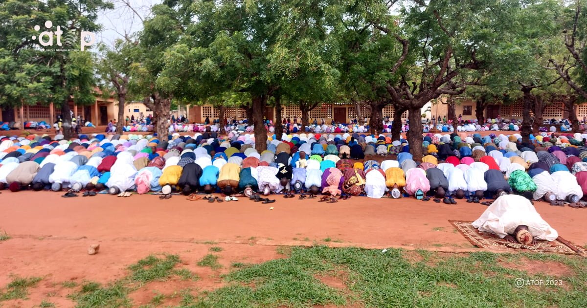 Zio : les musulmans de la région maritime ont célébré la fin du jeûne du mois du ramadan 1 Atop.tg les musulmans de la region maritime ont celebre la fin du jeune du mois du ramadan
