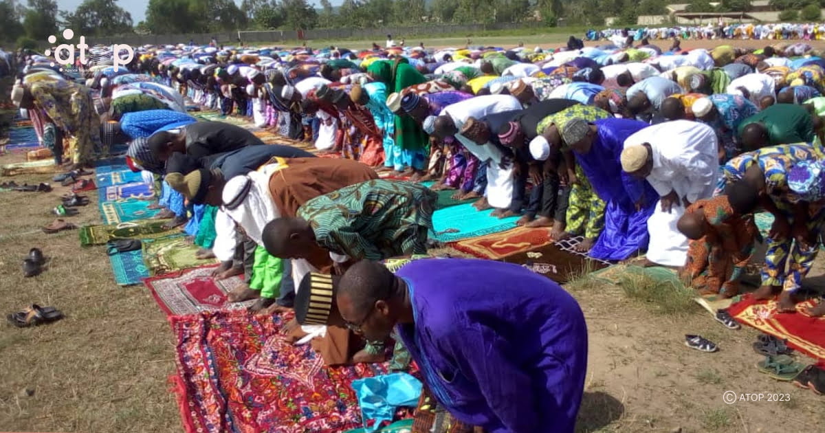 Ramadan : De milliers de fidèles ont assisté aux « grandes prières » dans la région centrale 1 Atop.tg De milliers de fideles ont assiste aux grandes prieres dans la region centrale