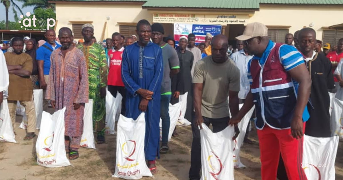 Tchaoudjo/Mois du ramadan : L’ONG AOIB offre des kits alimentaires à 700 personnes vulnérables à Sokodé 1 Atop.tg LONG AOIB offre des kits alimentaires a 700 personnes vulnerables a Sokode