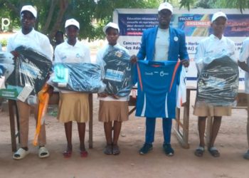 Lacs/concours sur la SSR des adolescents et jeunes: le lycée de Gbodjomé remporte le premier prix