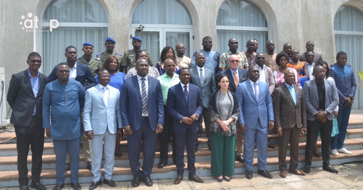Atop.tgdes acteurs du commerce en formation a Lome