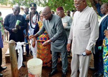 Agou/ développement communautaire : un forage rénové réceptionné