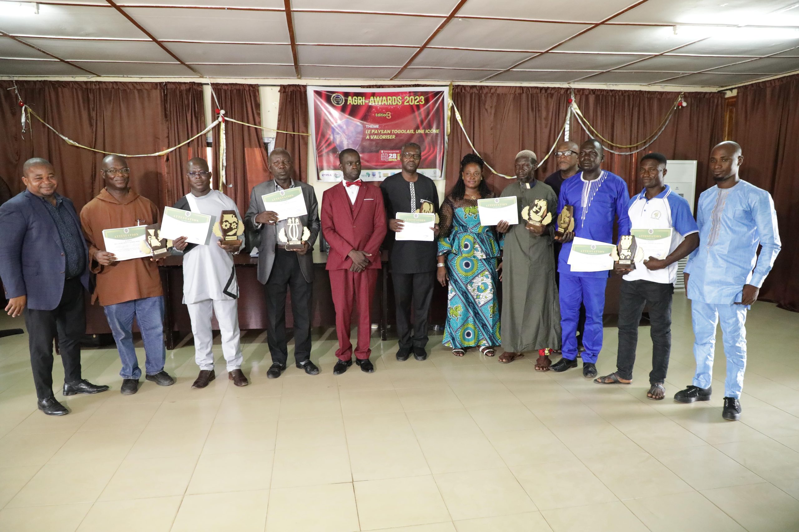 Les laureats de la soiree min scaled