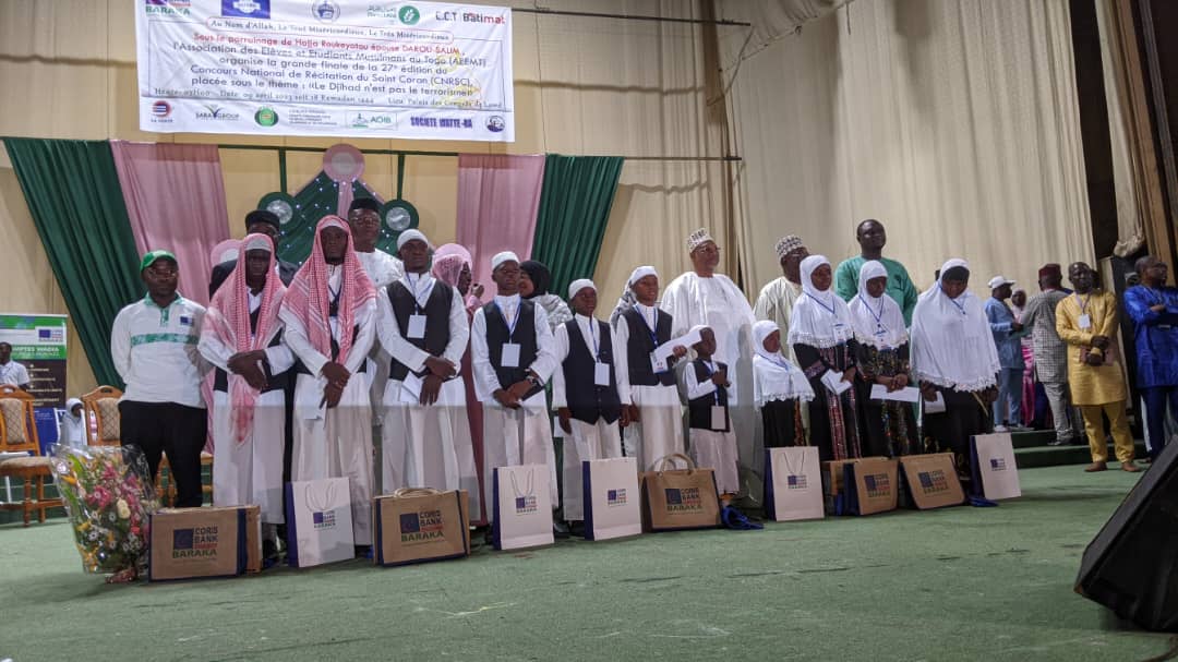 Les laureats et officiels