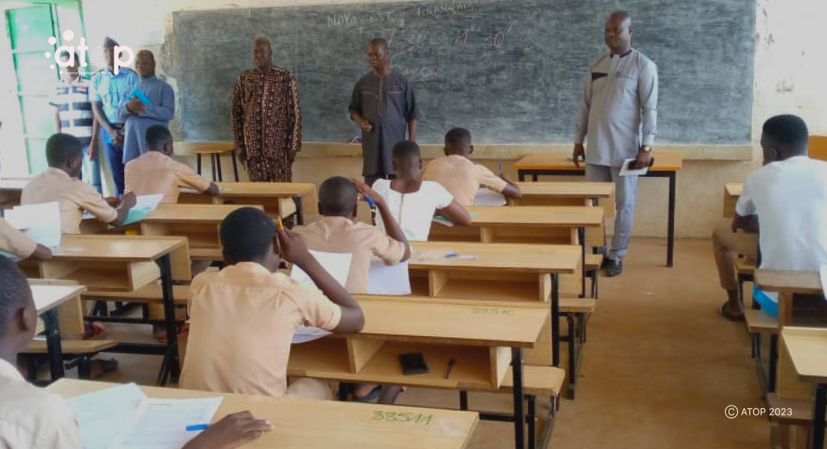 Atop.tg 4228 eleves passent l examen dans les savanes