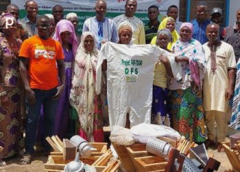 Tchamba/production de miel :  Du matériel apicole offert aux coopératives