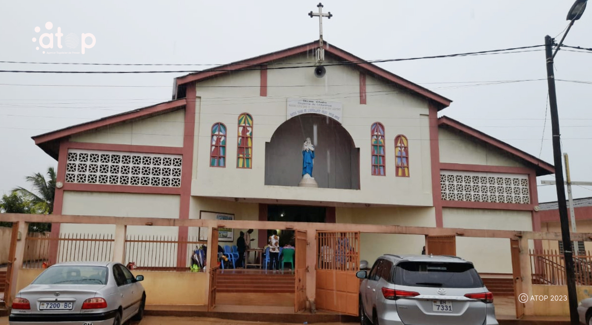 Célébration de la fête de l'ascension: Une prière dite en l’Eglise notre dame de l'espérance d'Agbétsiko 1 Atop.tg LEglise notre dame de lesperance dAgbetsiko a prie pour lelevation de Jesus Christ au ciel