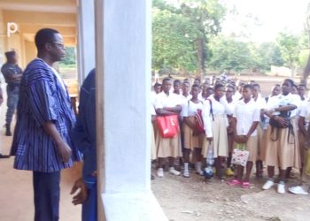 Examen du BAC 1 : Les autorités constatent le bon déroulement des épreuves à Blitta et Sotouboua