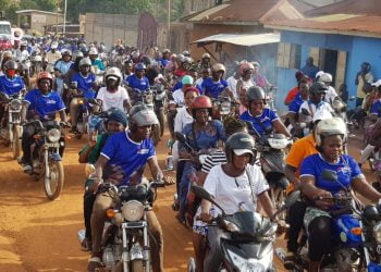 Tchaoudjo/ perfectionnement en coiffure et tresse : Nana media culture annonce l’événement à travers une caravane à Sokodé
