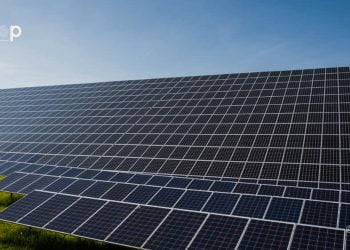 Projecteur sur la centrale solaire photovoltaïque de Blitta