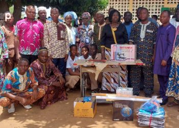 Lutte contre les violences de genre au Togo :  Six écoles et centres d’apprentissage de Tchaoudjo récompensés   
