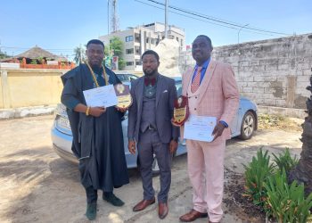 Paha award : le rev. Pasteur Paul kpodonou et Togbui kwamivi Adjavon honorés