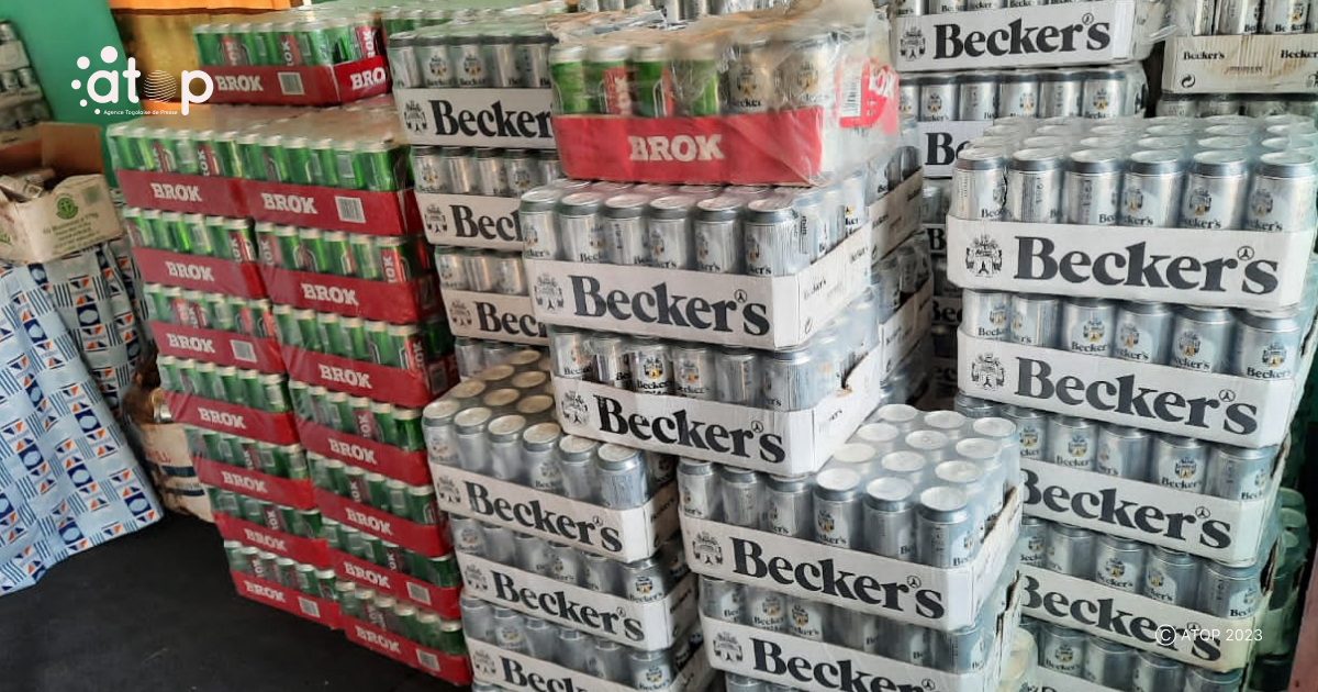 Atop.tg200 cartons de 24 canettes Beckers Pils saisis a Dapaong