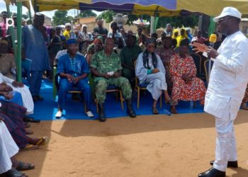 Tchaoudjo/Environnement :  Le ministre Foli-Bazi lance le projet de restauration forestière à Salimdè