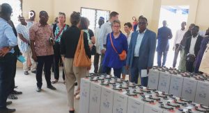 Oti-sud/enseignement technique et formation professionnelle: la secrétaire d’Etat allemande Barbel Kofler et le ministre Hodin inaugurent les nouvelles infrastructures à Gando. 2 Atop.tg la secretaire dEtat allemande Barbel Kofler et le ministre Hodin inaugurent les nouvelles infrastructures a Gando 1