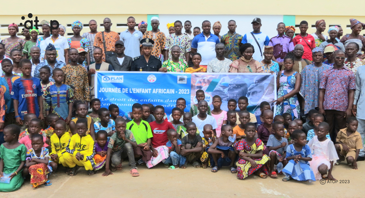 Atop.tg une conference debat marque la celebration a Pesside